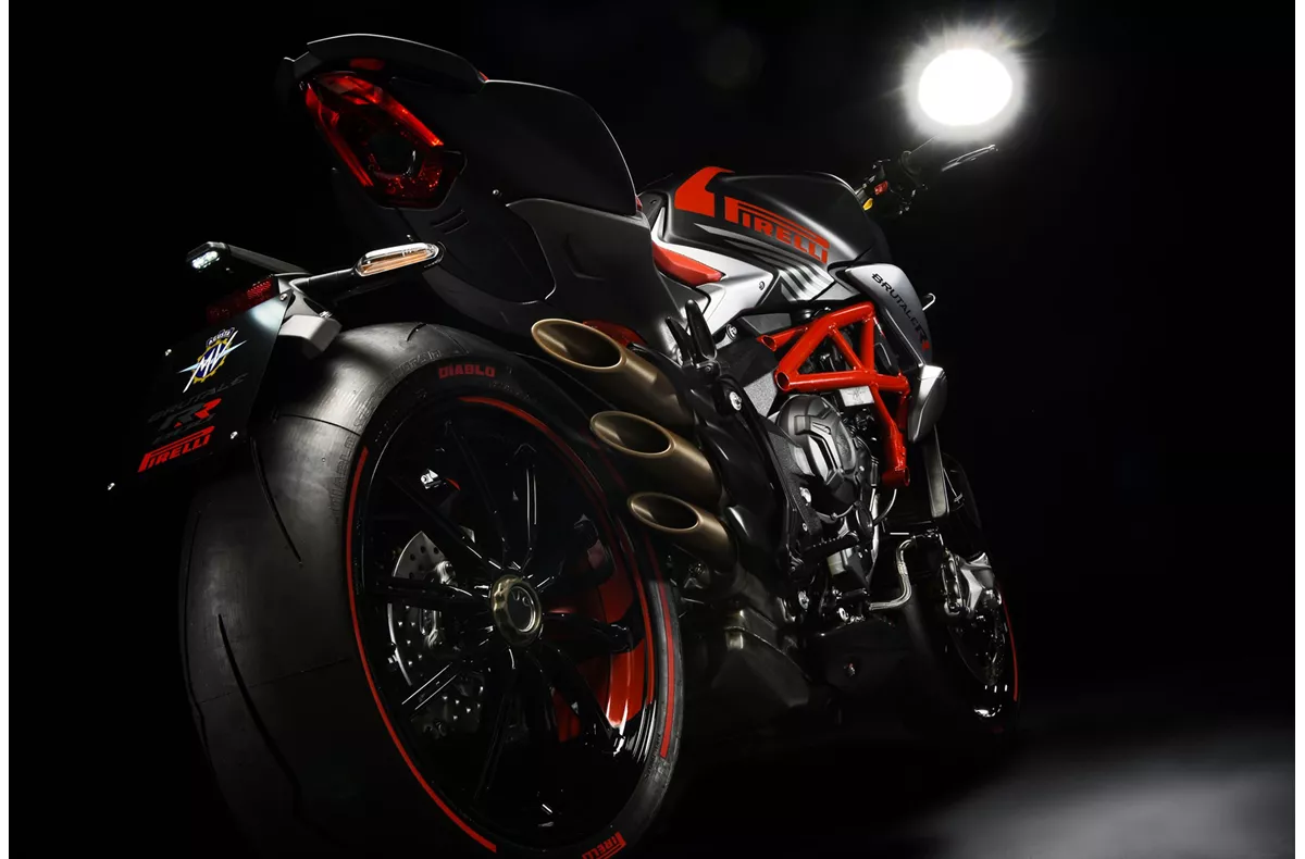 MV Agusta Brutale 800 RR Pirelli MV Agusta Brutale 800 RR Pirelli